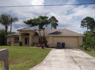 2818 11th St W, Lehigh Acres, FL 33971