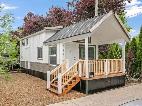 6037 NE Simpson St, Portland, OR 97218