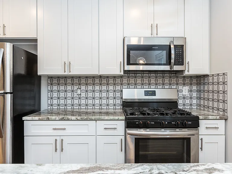 69 New St #2 — Photo 9
