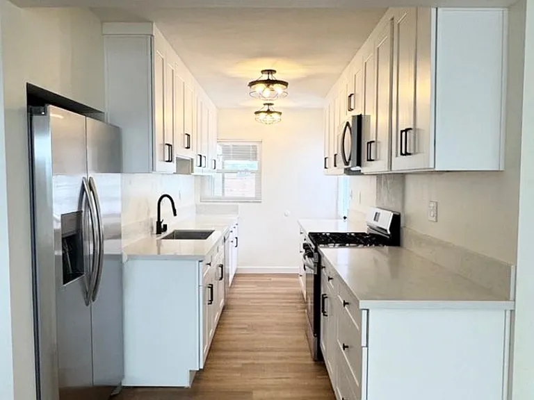 5248-50 Landis St #1 — Photo 3