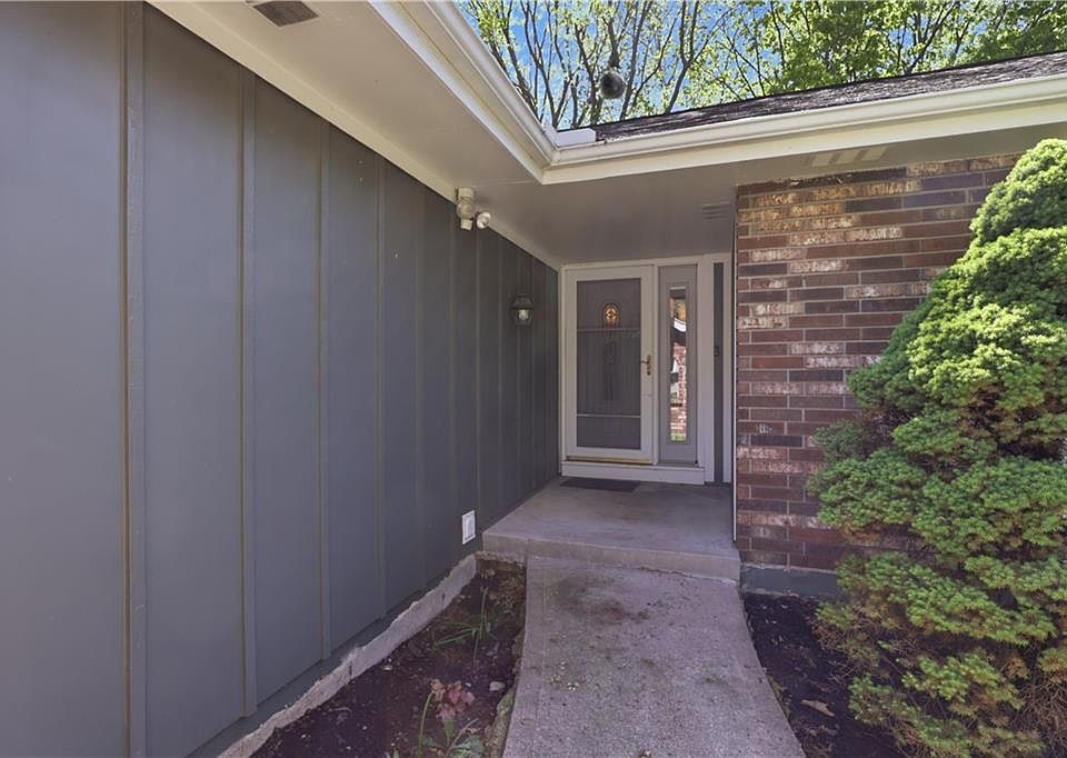 3608 NE Grant St, Lees Summit, MO 64064 | Zillow