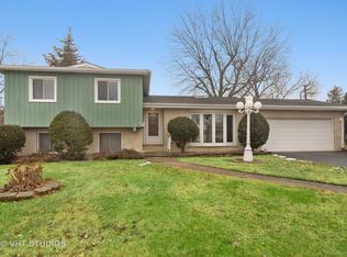 535 N Castle Rd, Addison, IL 60101