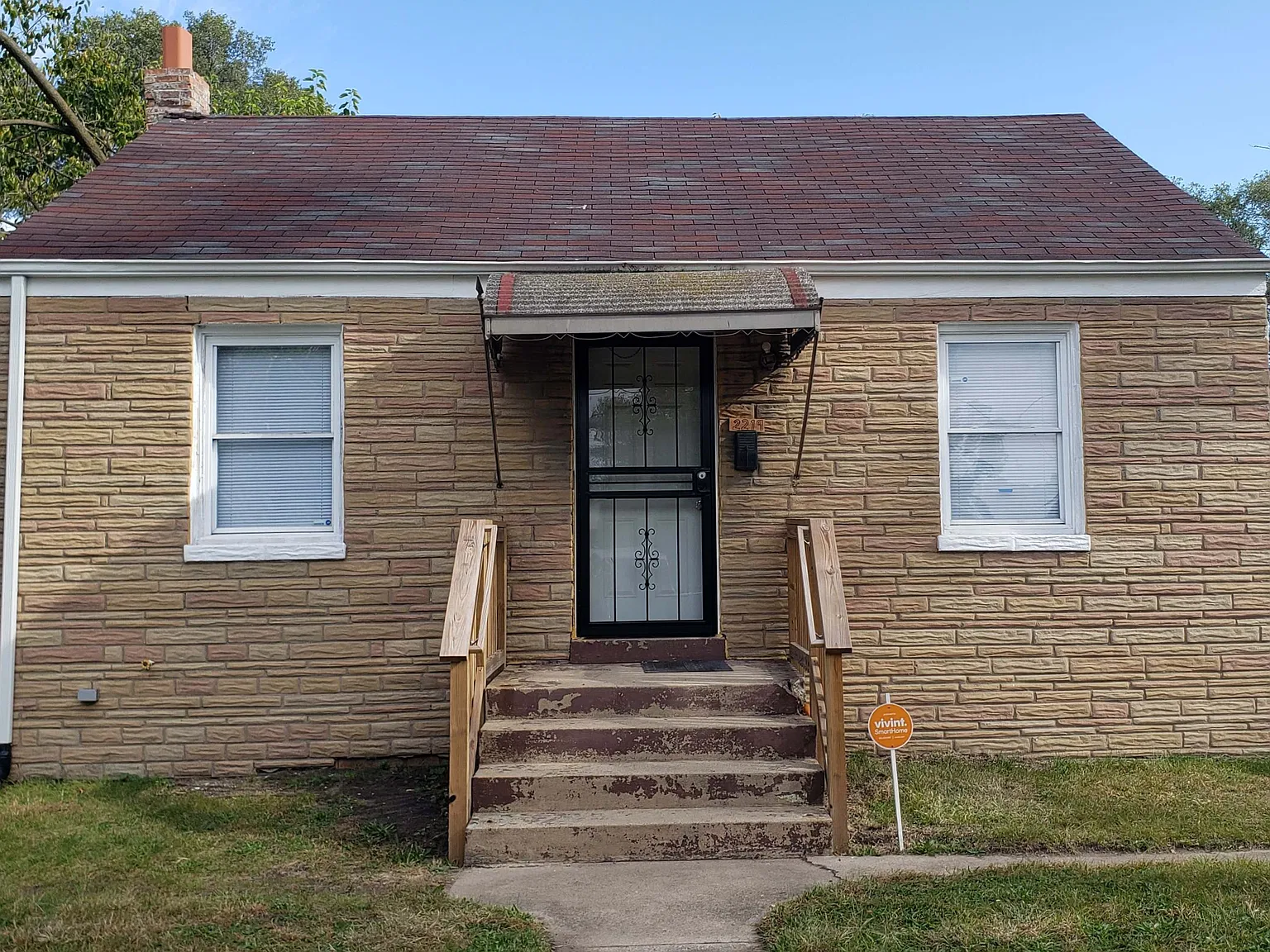 3 bed, 800 sqft, $1,275 — Photo 2