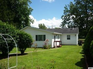 3501 Myers Ct, Jackson, MI 49203