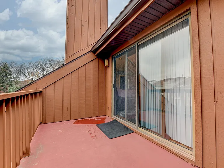 572 Sanderling Ct — Photo 34