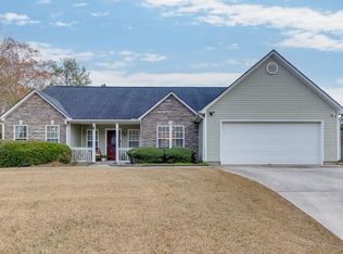 1735 Alcovy River Dr, Dacula, GA 30019