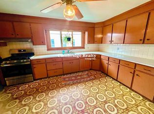 61 Tufts St #2T, Somerville, MA 02145