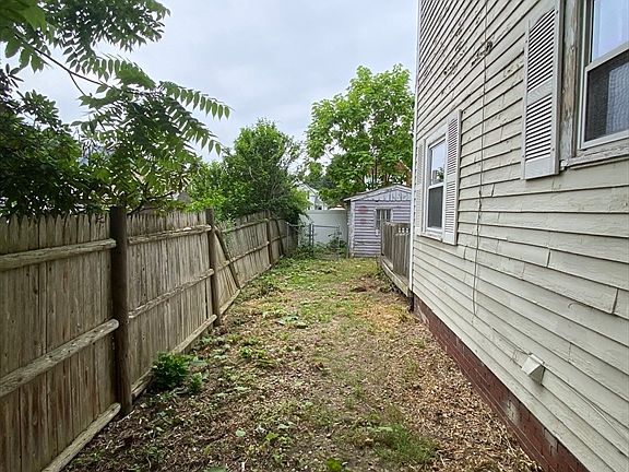 2nd image of 3 Cole Ave