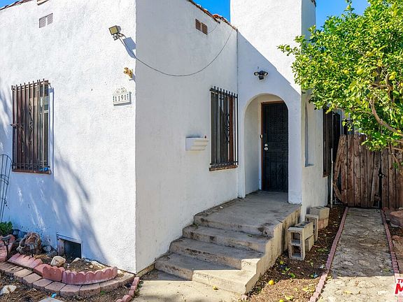 3rd image of 1191 Sunset Ave