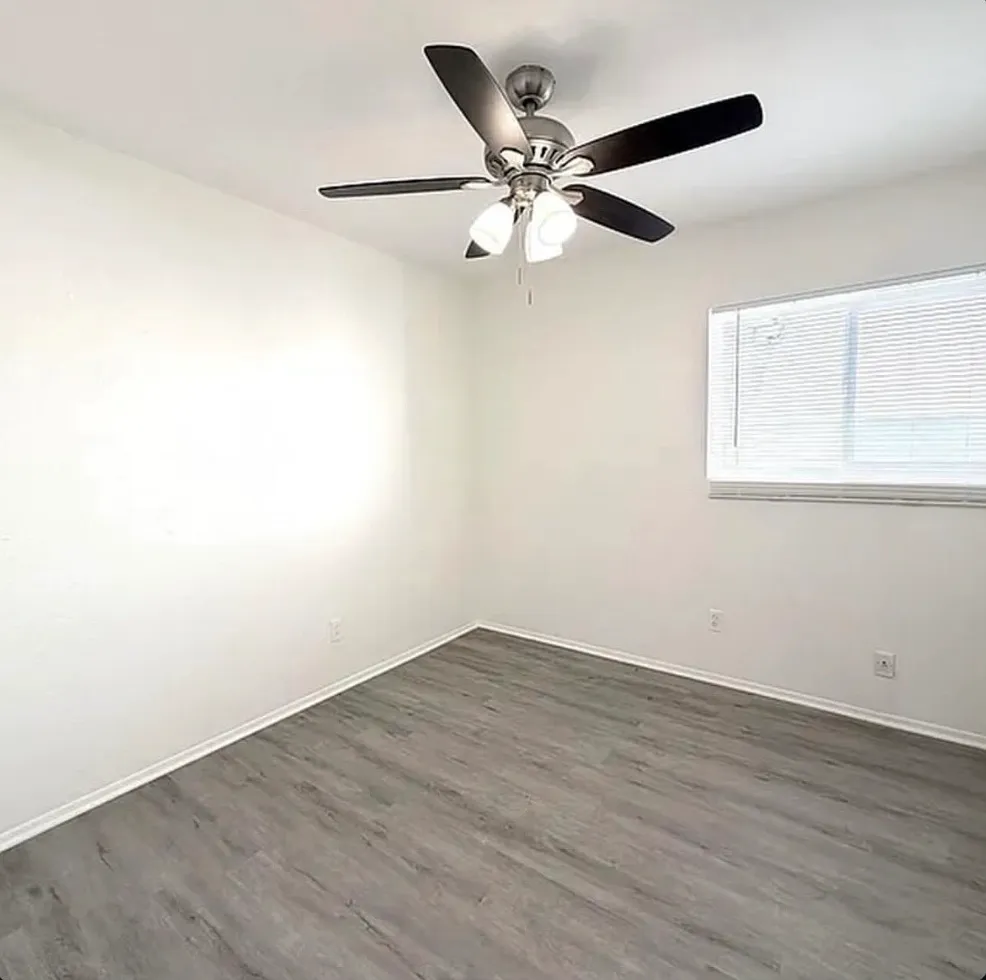 2 bed, 727 sqft, $2,245 — Photo 4