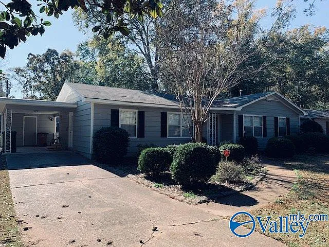 3 bed, 2.0 bath, 1482 sqft, $1,650 — Photo 2