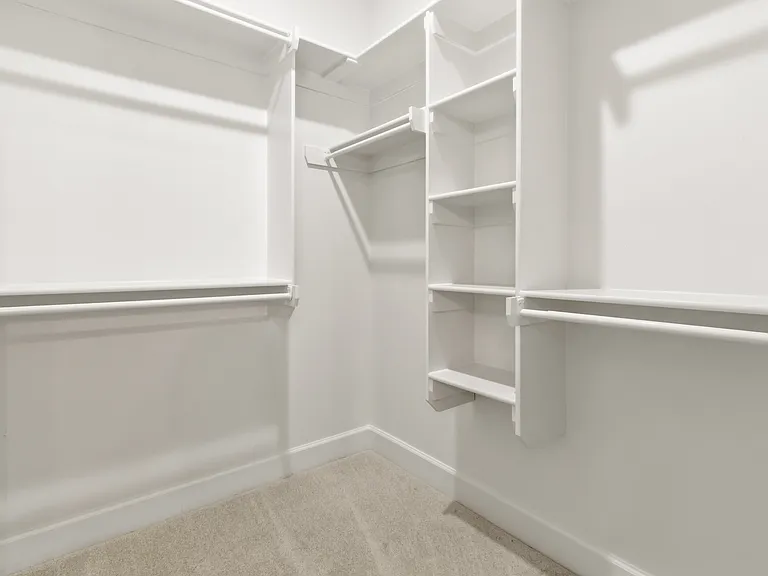 910 Trestle Ln — Photo 24