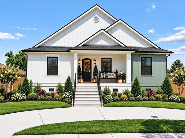 1245 Gardena Dr, New Orleans, LA 70122