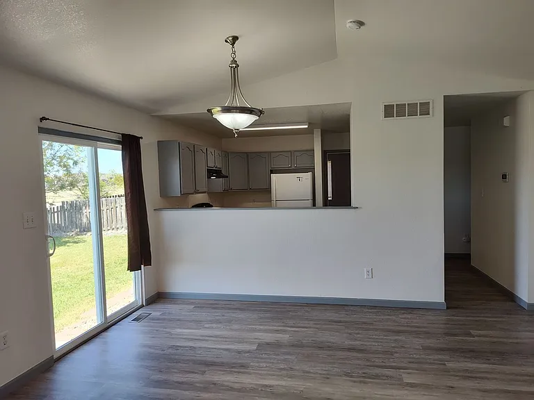 5003 Landmark Rd — Photo 5