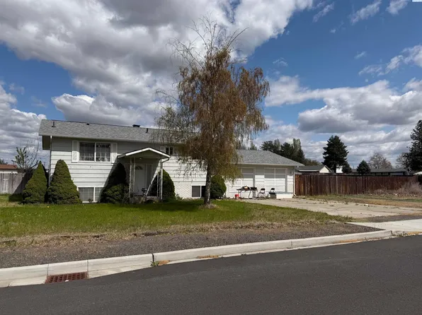 440 E Birch St, Connell, WA 99326