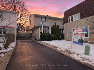 3 Hemlark Ct, Brampton, ON L6S 2B7