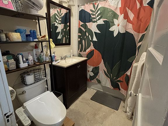 2nd image of 17-19 Orrin St #1