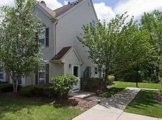 158 Susan Ct, Kendall Park, NJ 08824