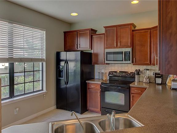 5th image of 16607 Kingletridge Ave