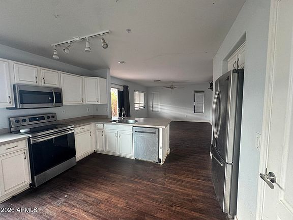5th image of 8510 S 49TH Drive