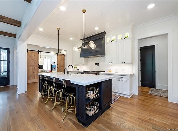 4th image of 4639 Harper Ct