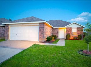 1436 Castle Ridge Rd, Fort Worth, TX 76140