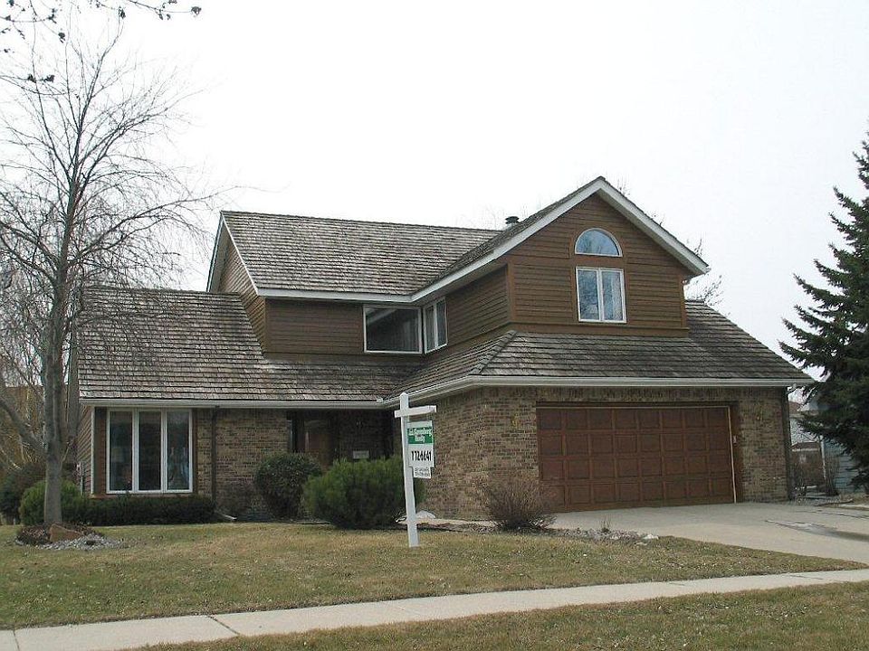 1st image of 271 Circle Hills Dr