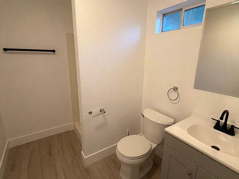 615 Irene St — Photo 12