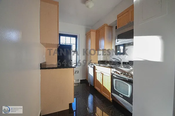Rented by Metropolitan Property Group | media 9
