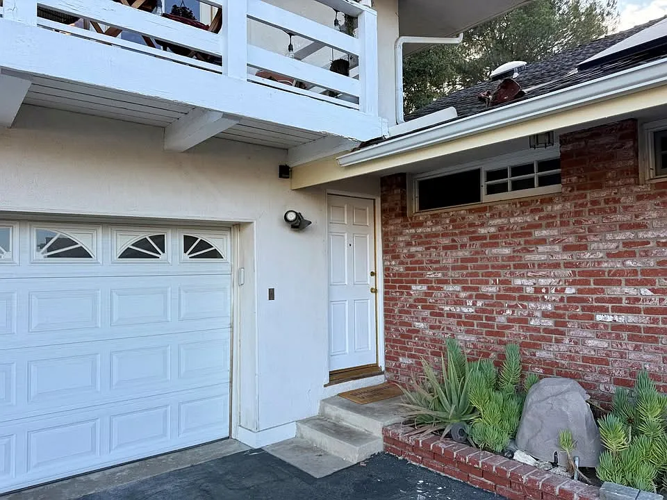 3 bed, 1260 sqft, $4,500 — Photo 3
