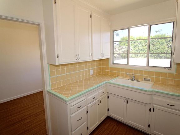 2nd image of 1240 Wilcox Ave APT 15