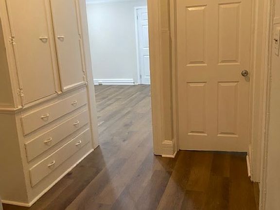3rd image of 150 N 18th St #2