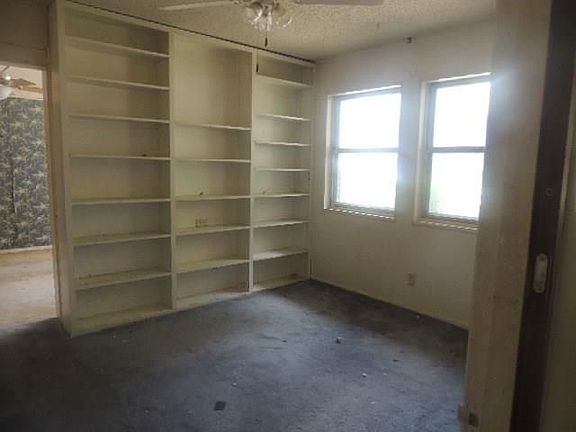 5th image of 5500 Wheaton Dr