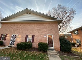 8864 Walutes Cir #C, Alexandria, VA 22309
