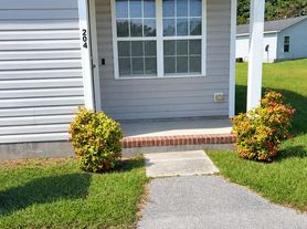 200 Cow Horn Rd, Richlands, NC