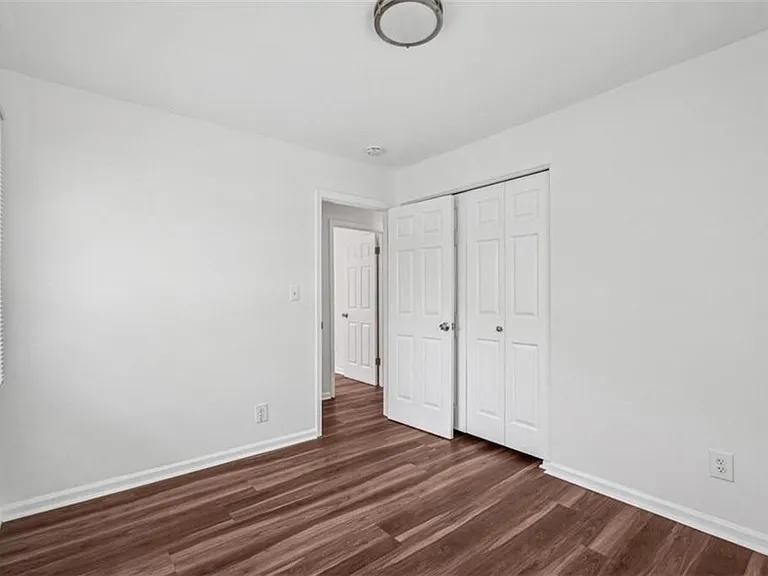 119 Kelso Dr SW — Photo 24