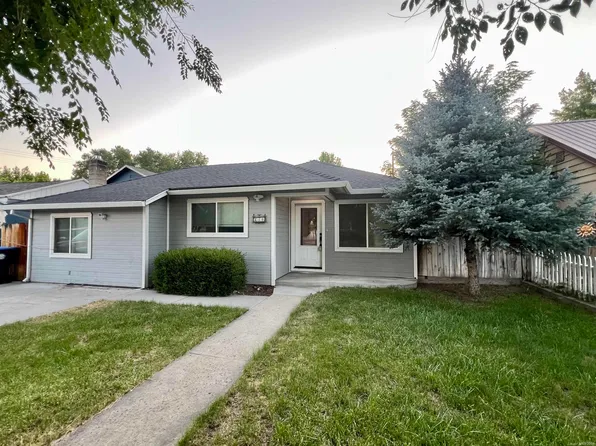 220 N Fairfield Ave, Susanville, CA 96130