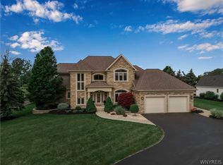 5840 Kraus Rd, Clarence, NY 14031