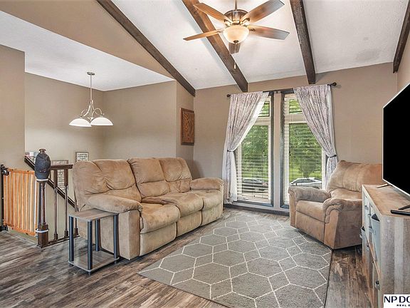 5th image of 12742 Larimore Ave