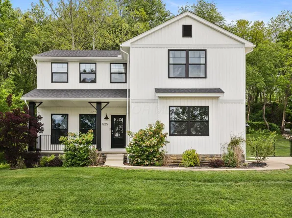 1285 Bluejack Ln, Heath, OH 43056