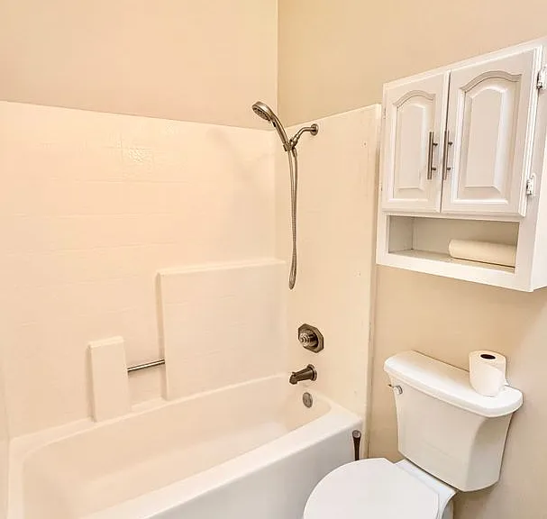22678 Cervera Rd — Photo 23