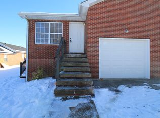 735 Cobbler Ln W, Mt Sterling, KY 40353