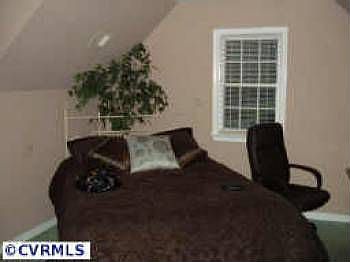 4th image of 2400 Den Bark Cir
