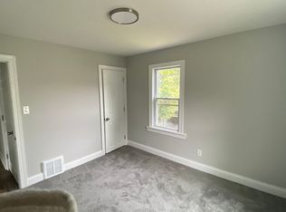 1949 Westburn Rd, Cleveland, OH 44112