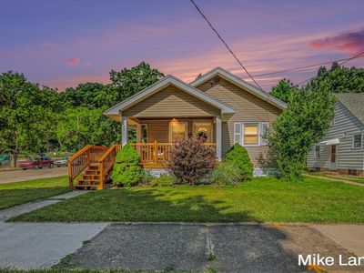 735 Van Buren Ave NW, Grand Rapids, MI, 49504