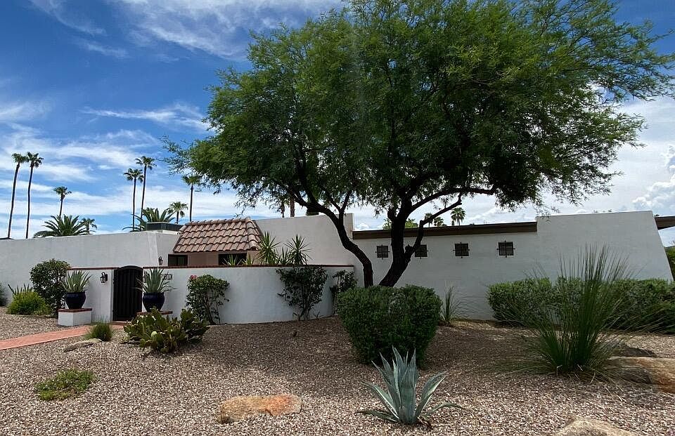 1st image of 6601 E Camino de los Ranchos --