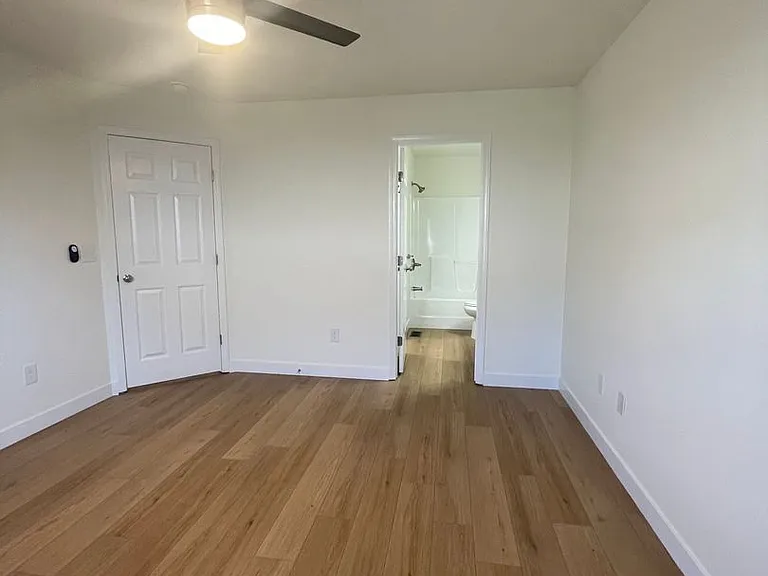 1009 N 24th St #1011 — Photo 15