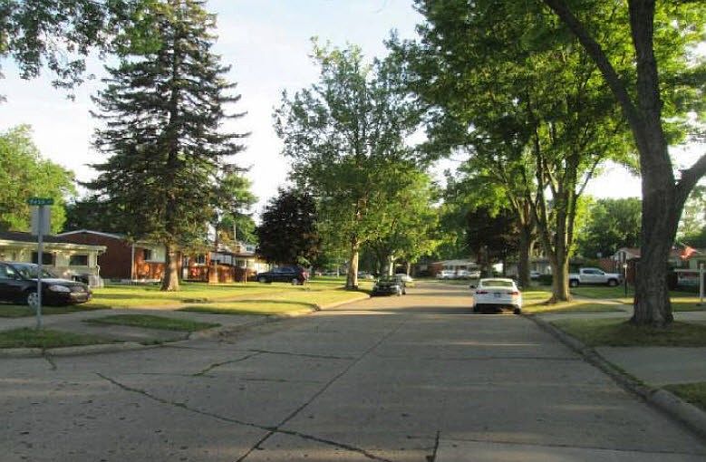 2nd image of 43565 Donley Dr