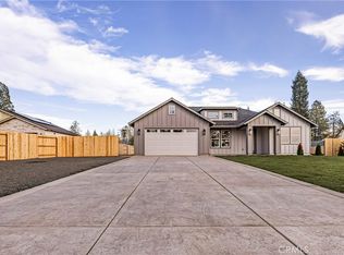 827 Camellia Dr, Paradise, CA 95969