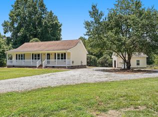 1519 Indian Camp Rd, Clayton, NC 27520